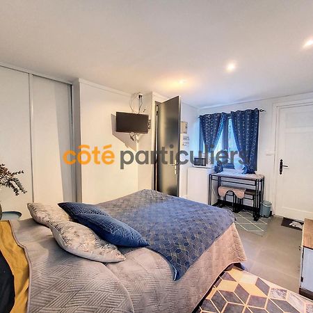 Chambre Independante Avec Salle De Bain Privee Au Calme Сен-Мор-де-Фоссе Екстер'єр фото